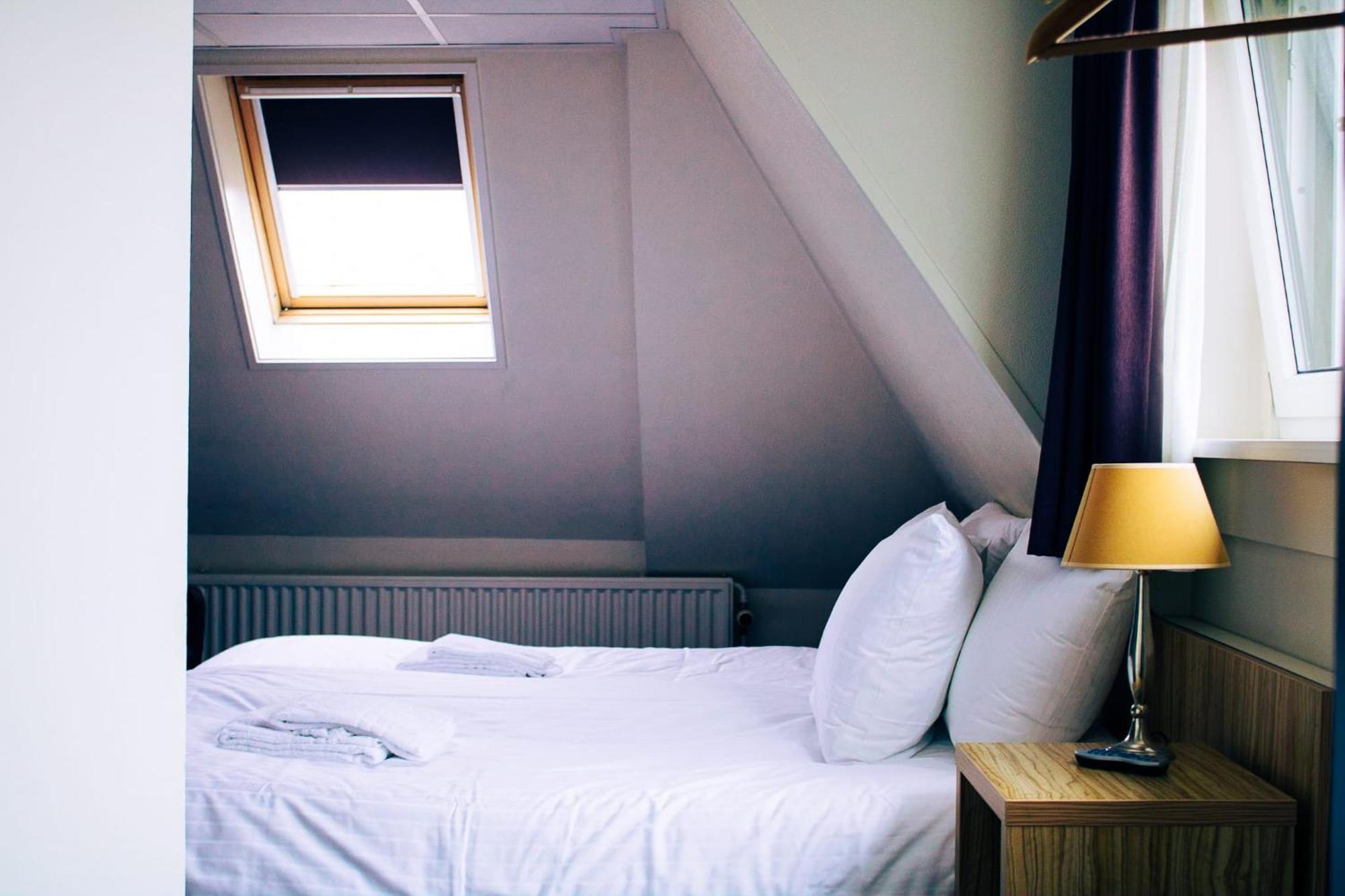 Hotel Duhoux Wirdum Extérieur photo